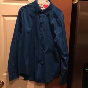 Men’s Calvin Klein dress shirt